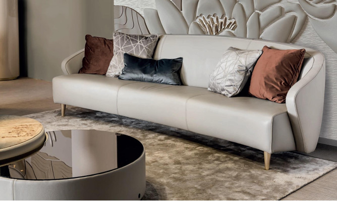 Sofas komplekts ar divkārtīgu galdiņu un trīs vietu dīvānu dizaina mēbeles no Itālijas Bizzotto 2 daļas.