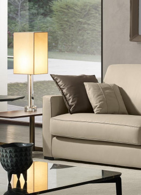 Dizaina audums 3-vietīgā pelēka gulta Elegant Sofa ar polsterējumu Prianera dzīvojamajā istabā